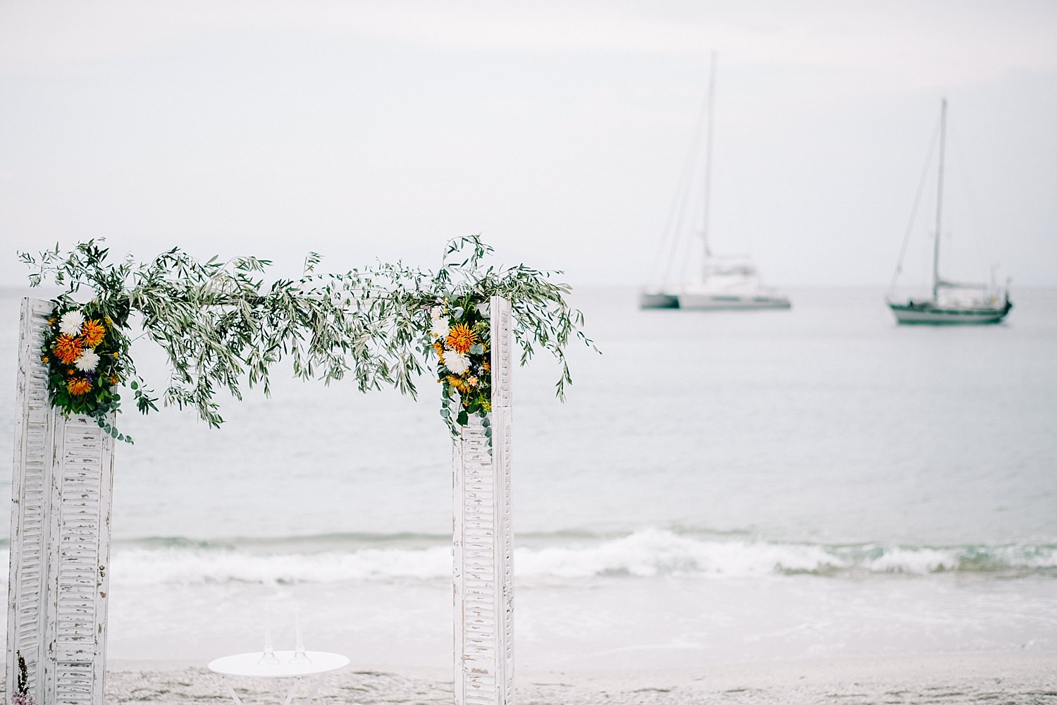 beach wedding in Skopelos