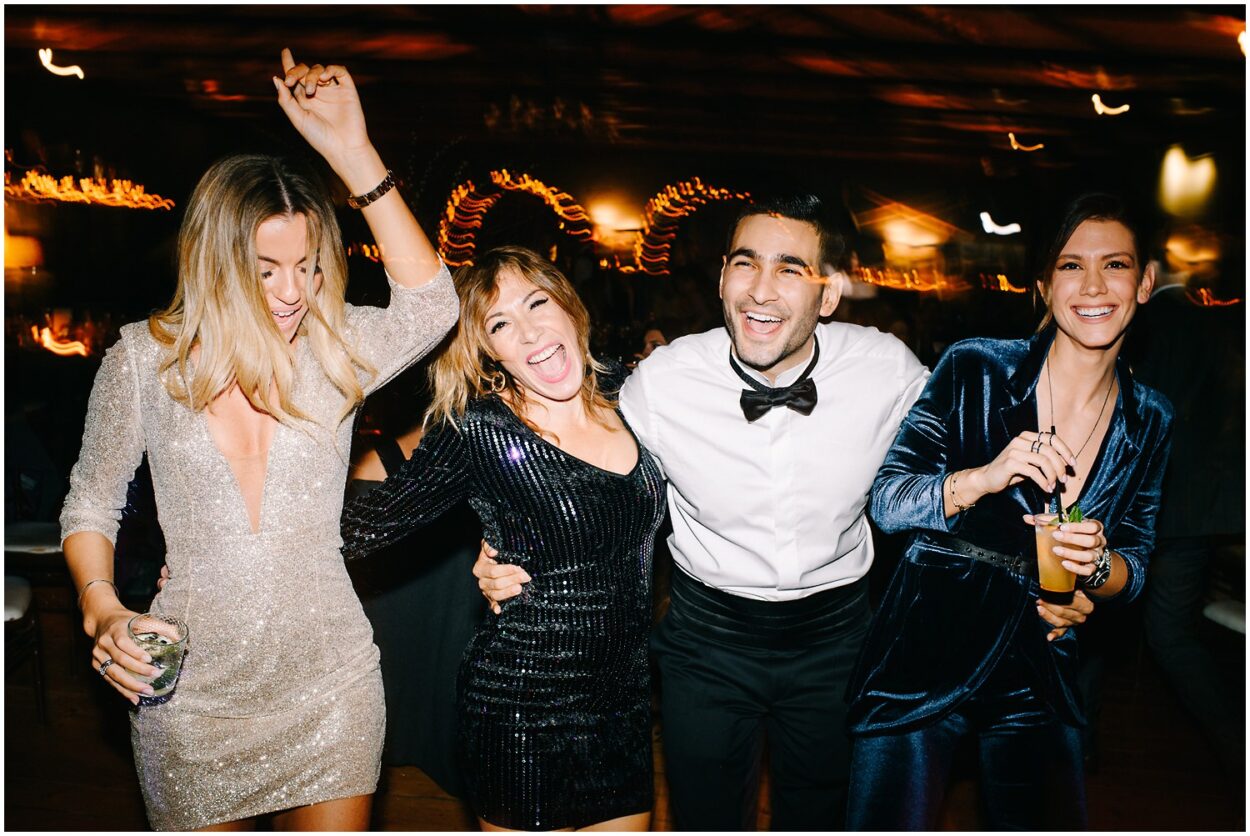 Xeimerinos Gamos Athina 124